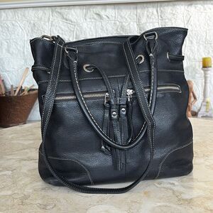 Roots Tribe Leather Large Bucket Crossbody Bag Made in Canada